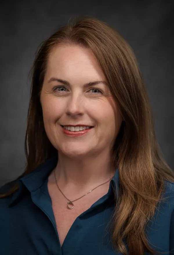 Laura mccooey headshot