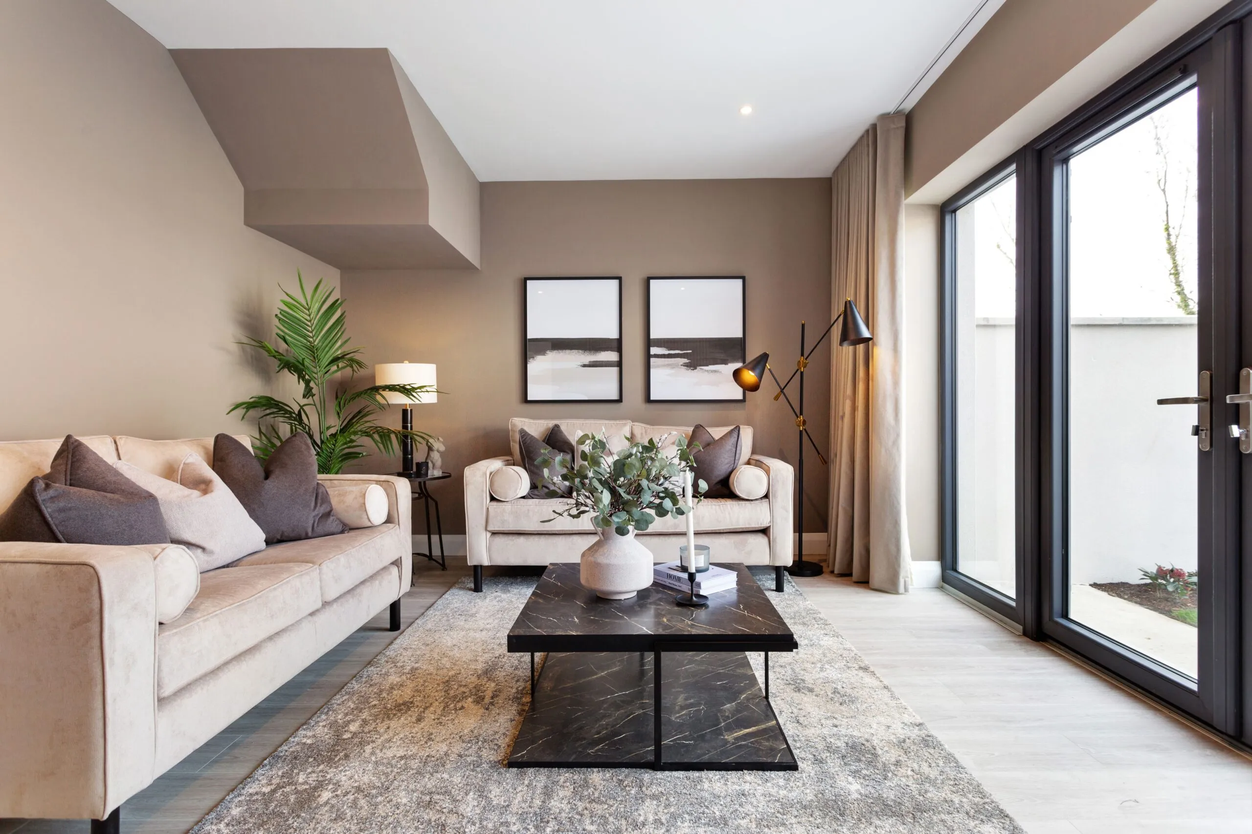 belcamp manor living room