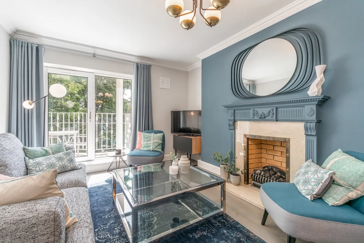 the sweepstakes blue room